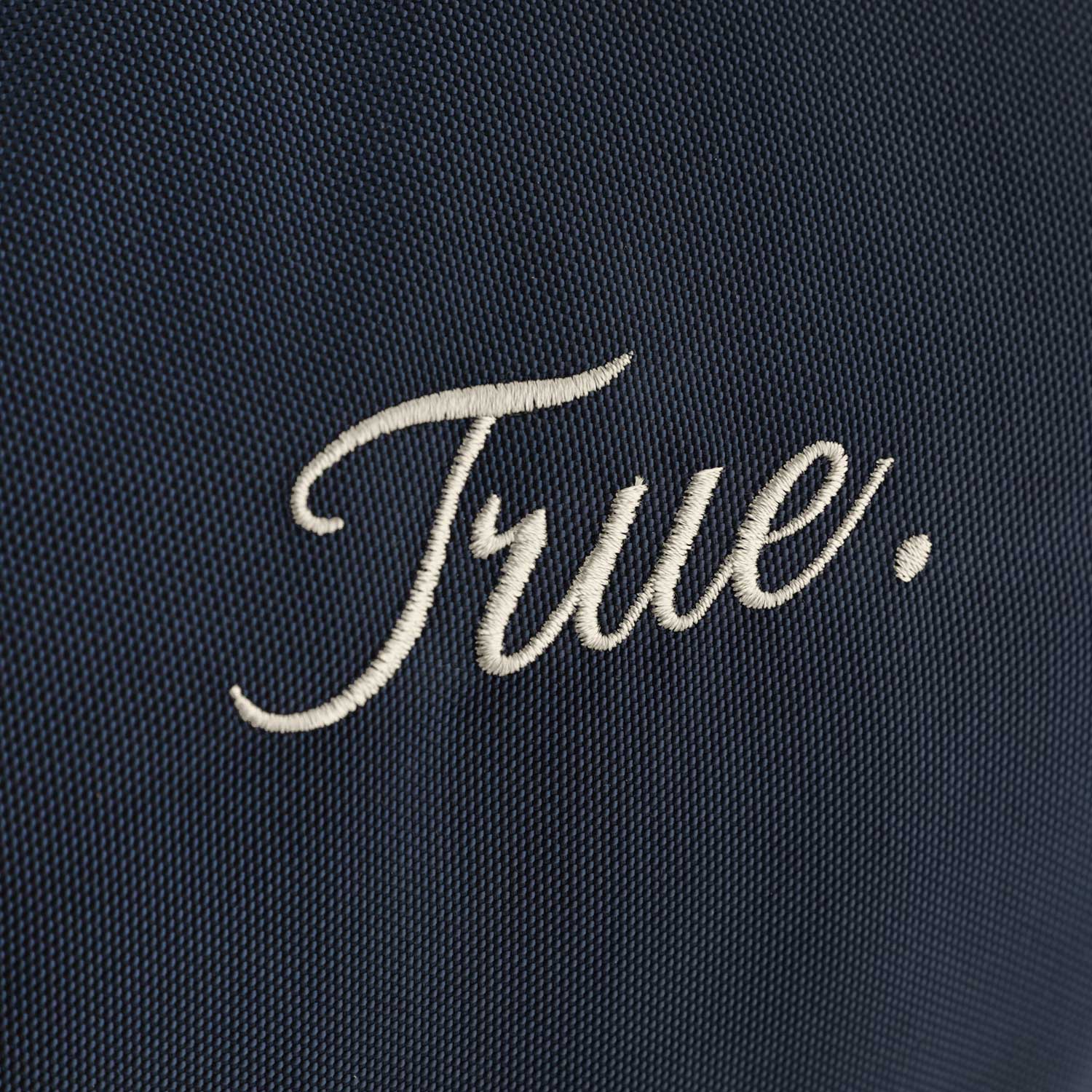 SIGNATURE DUFFLE BAG - DARK BLUE