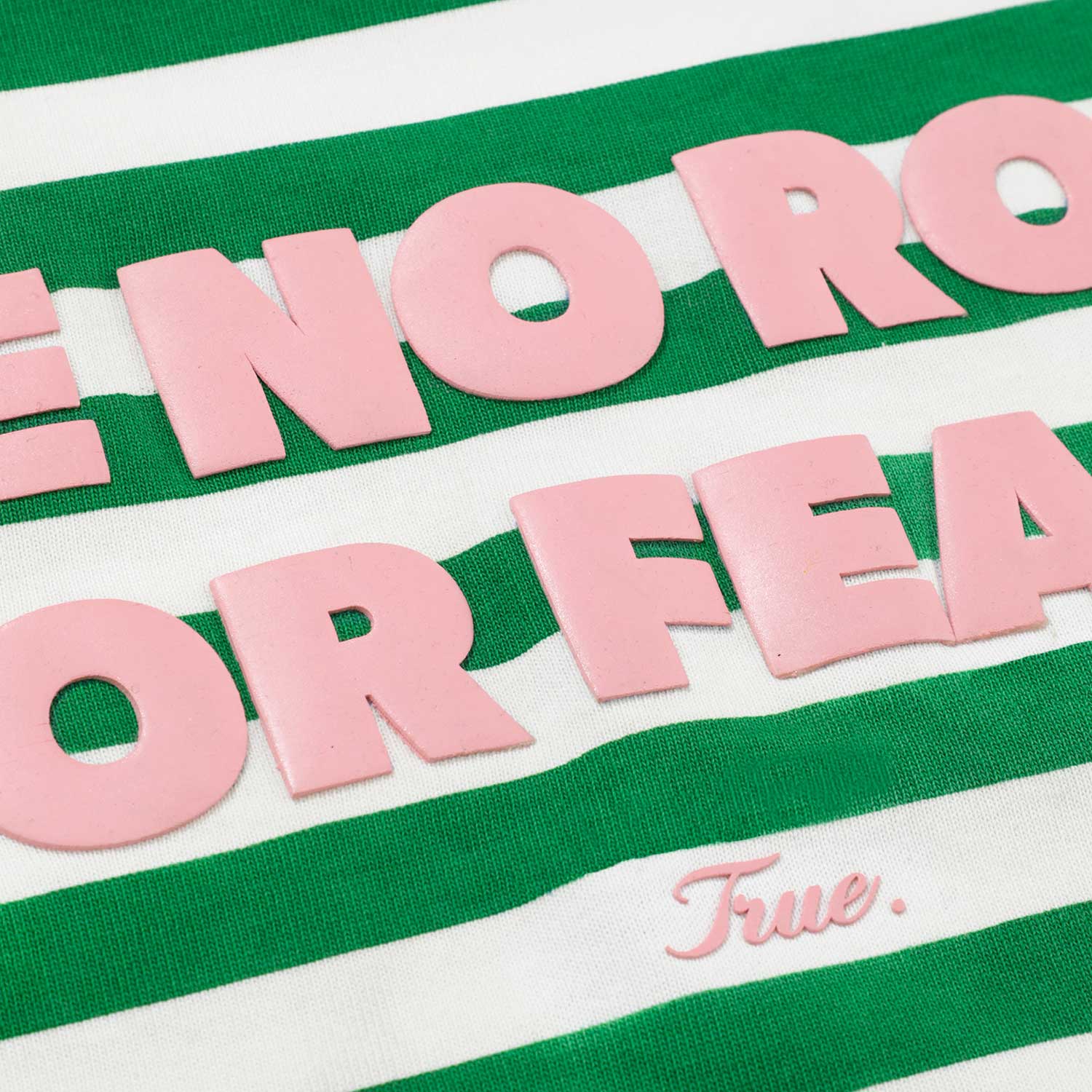 STRIPED NO FEAR TEE -  GREEN