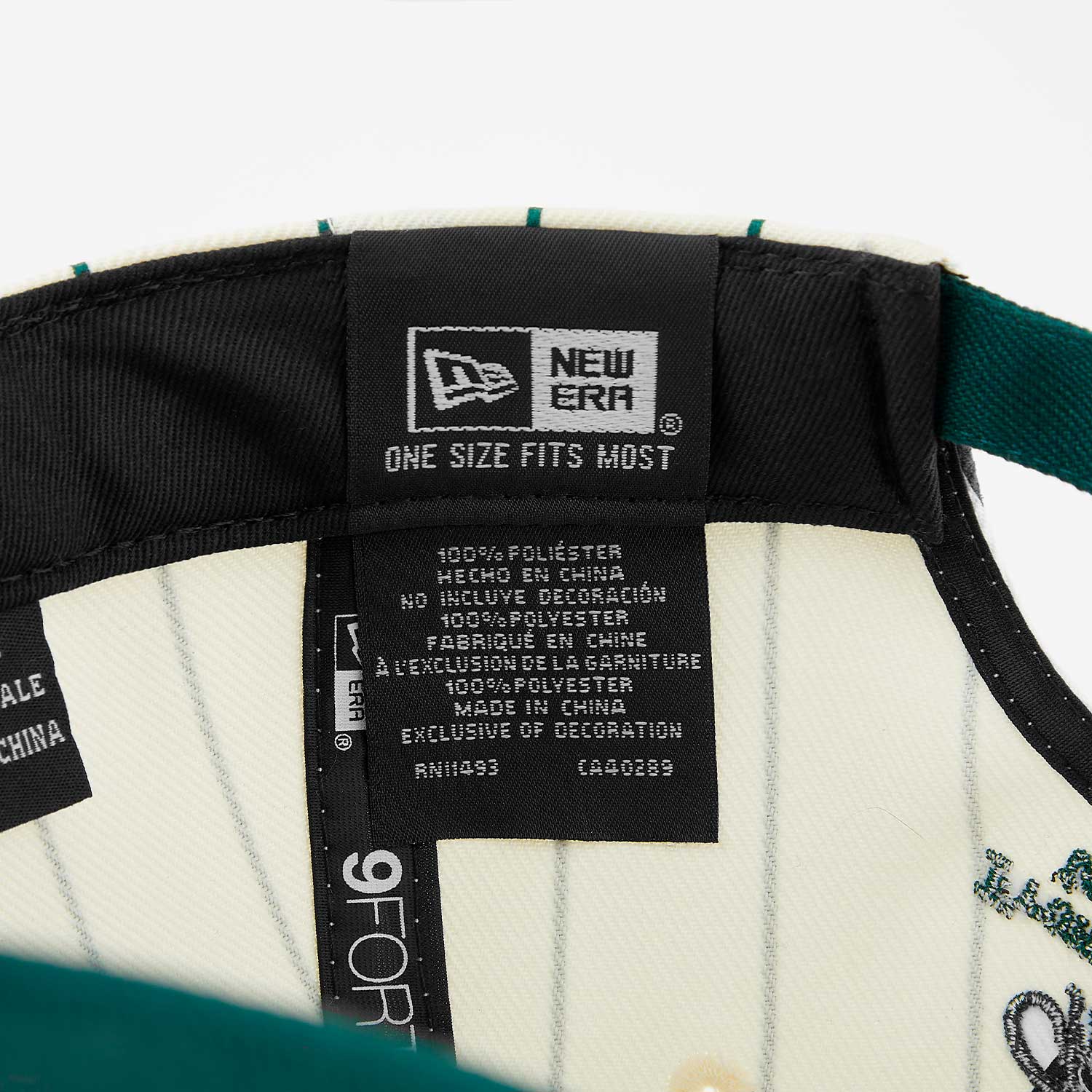 TRUE X NEW ERA 940 PINESTRIPE DK GREEN