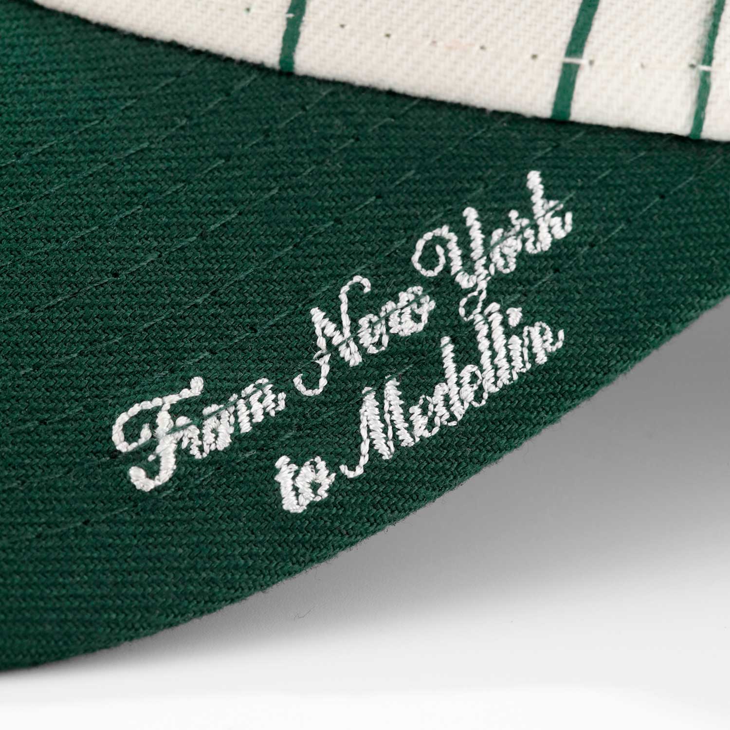 TRUE X NEW ERA 940 PINESTRIPE DK GREEN