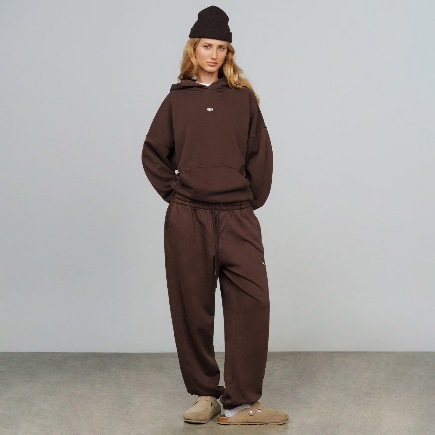 TRUE CLASSIC JOGGER - BROWN
