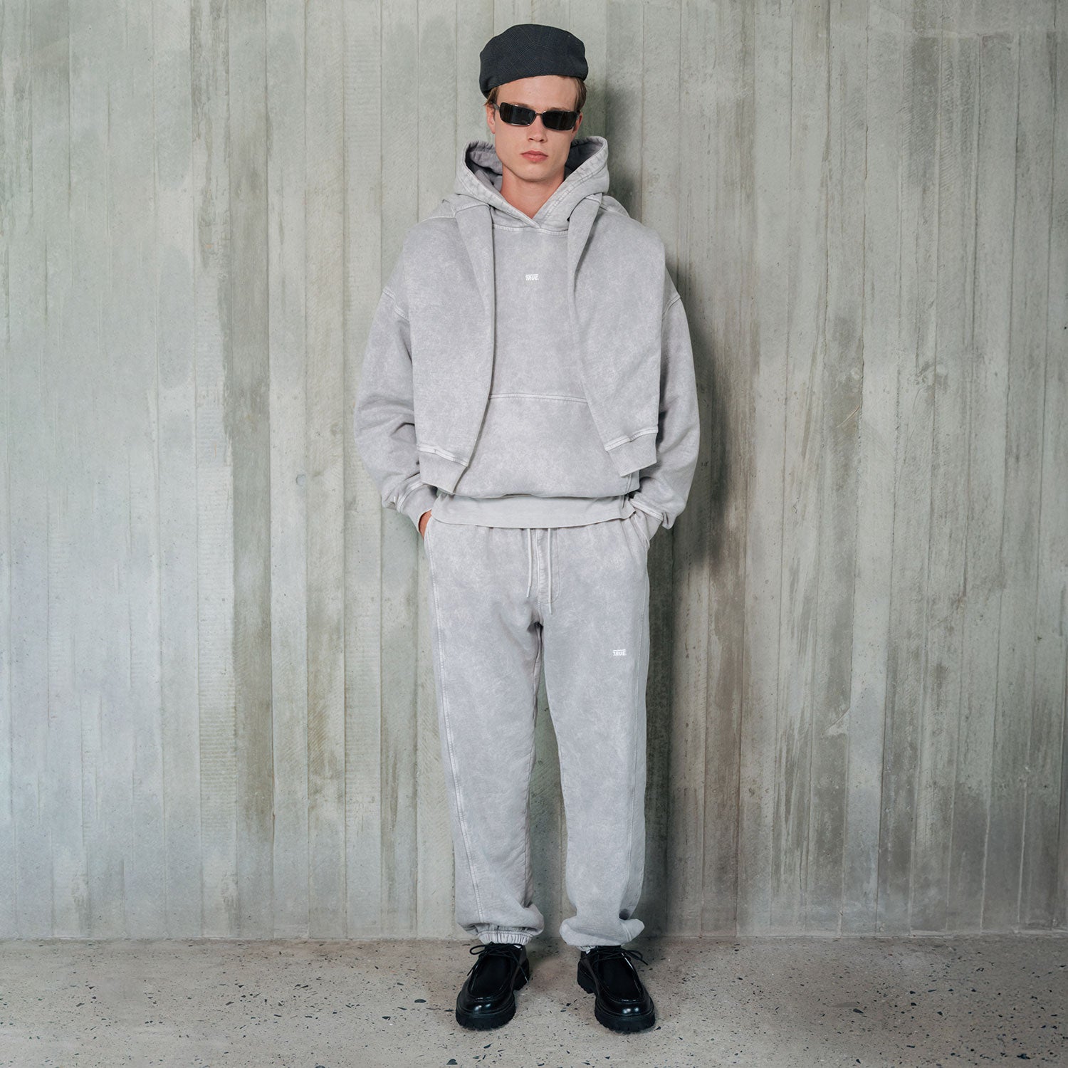 TRUE CLASSIC JOGGER - WASHED GRAY