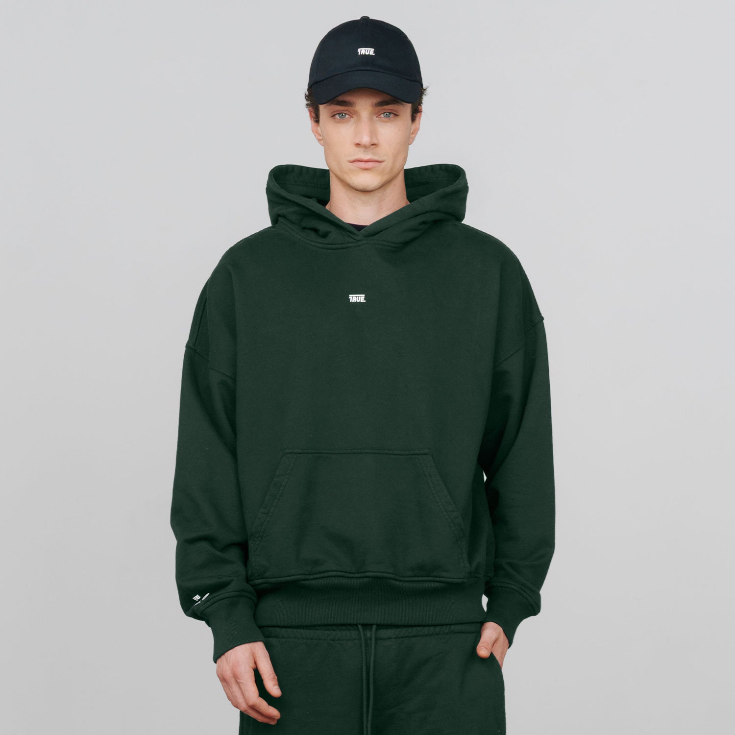 TRUE CLASSIC HOODIE - PINE GREEN