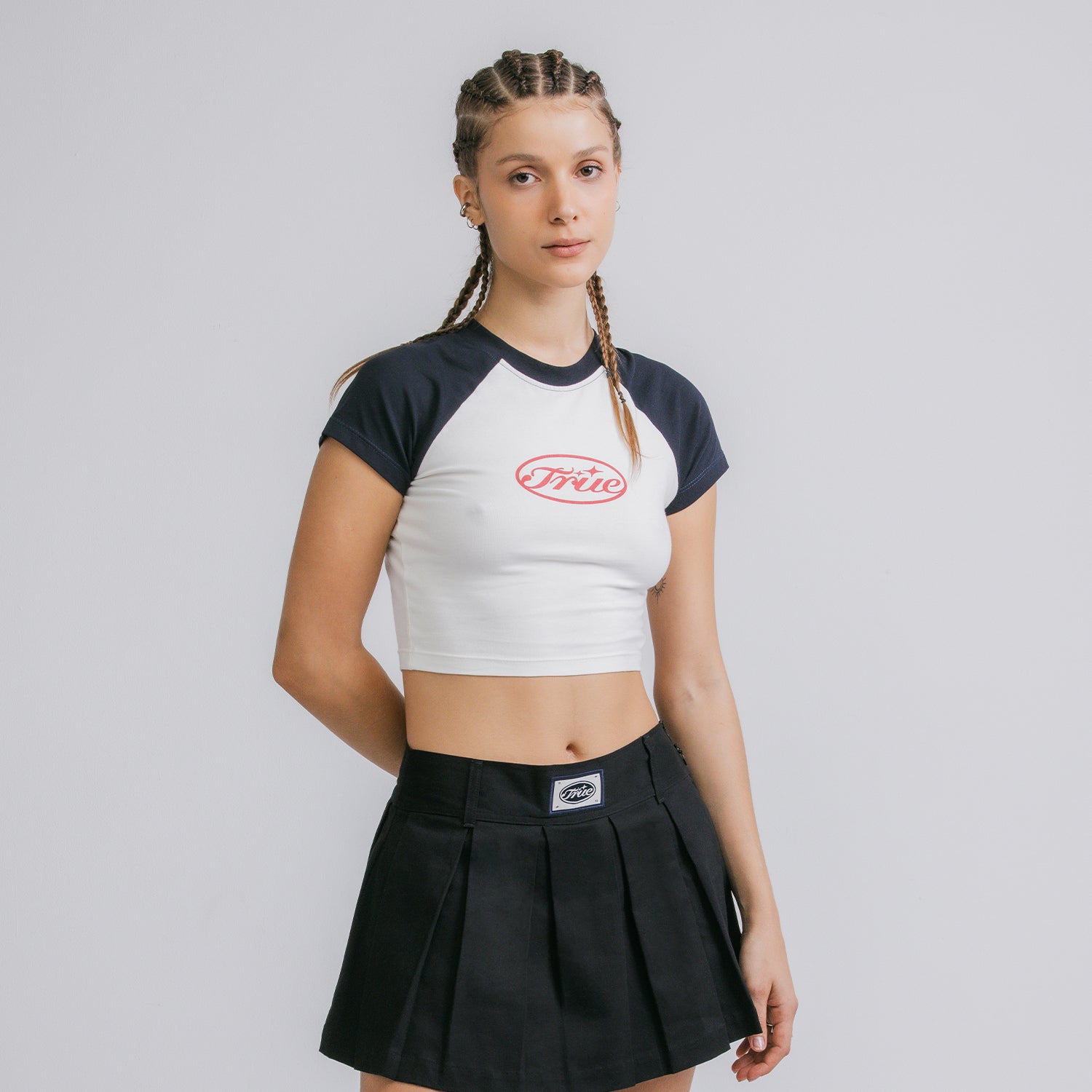 TRUE STAMP CROPPED SLIM TEE - NAVY BLUE