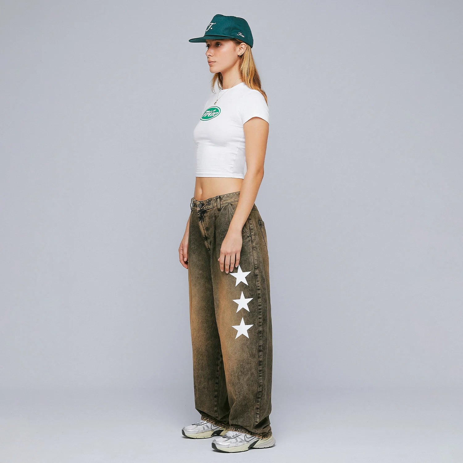 TRUE STAMP SLIM TEE - WHITE