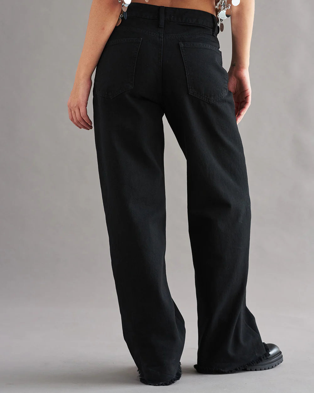 BLACK WOLF JEANS