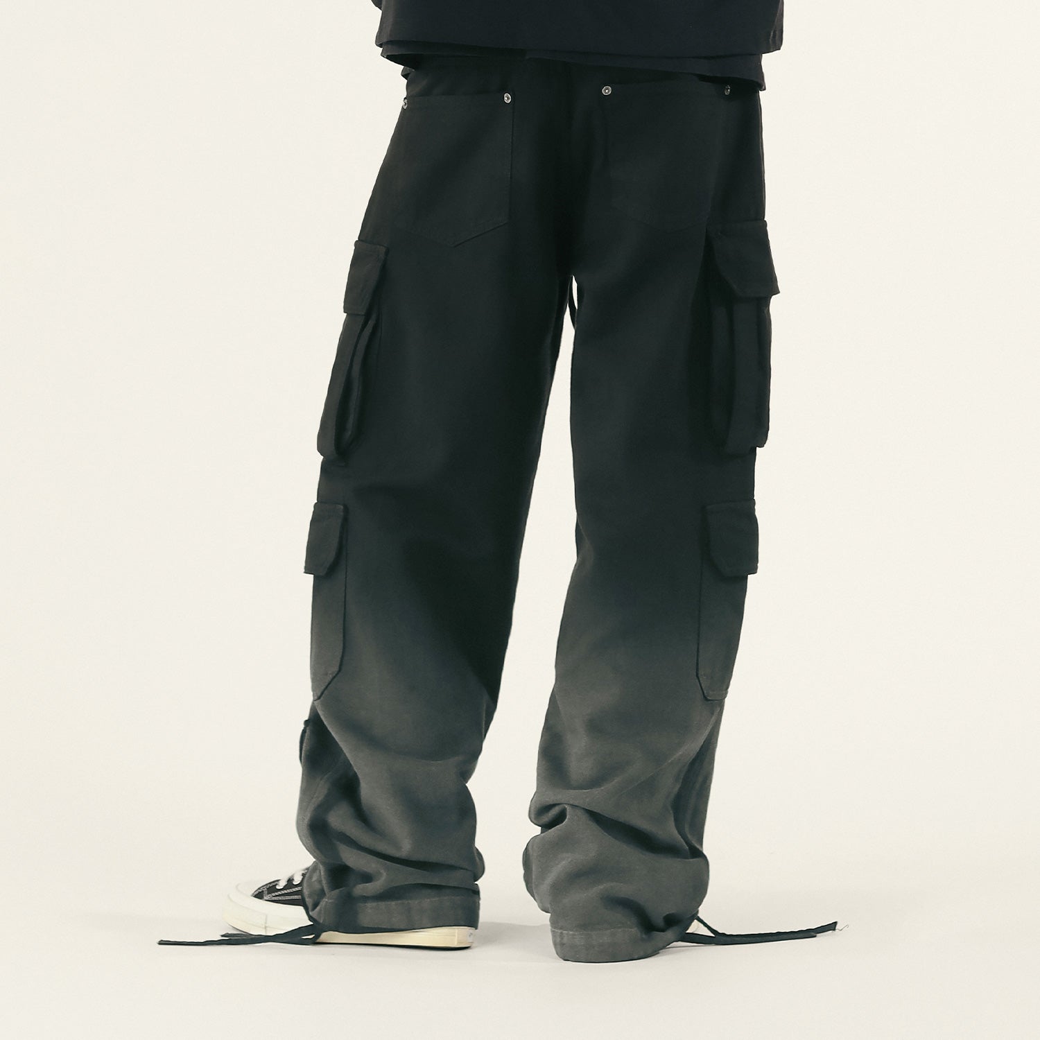 UTILITY POCKET CARGO PANTS - BLACK