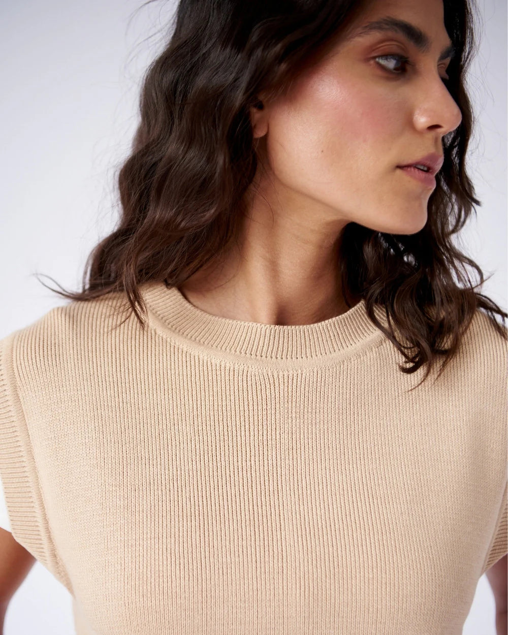 SAND CHESS VEST